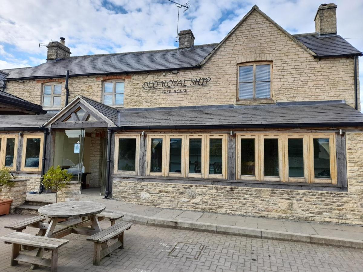 Cotswold Cottage Bed & Breakfast Luckington Exterior foto